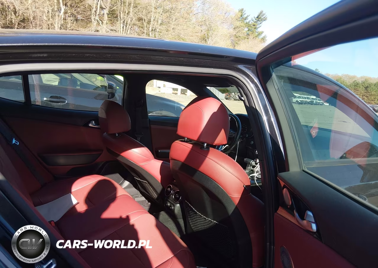 2022 Kia Stinger Gt-Line VIN:KNAE35LD8N6106674 - 8