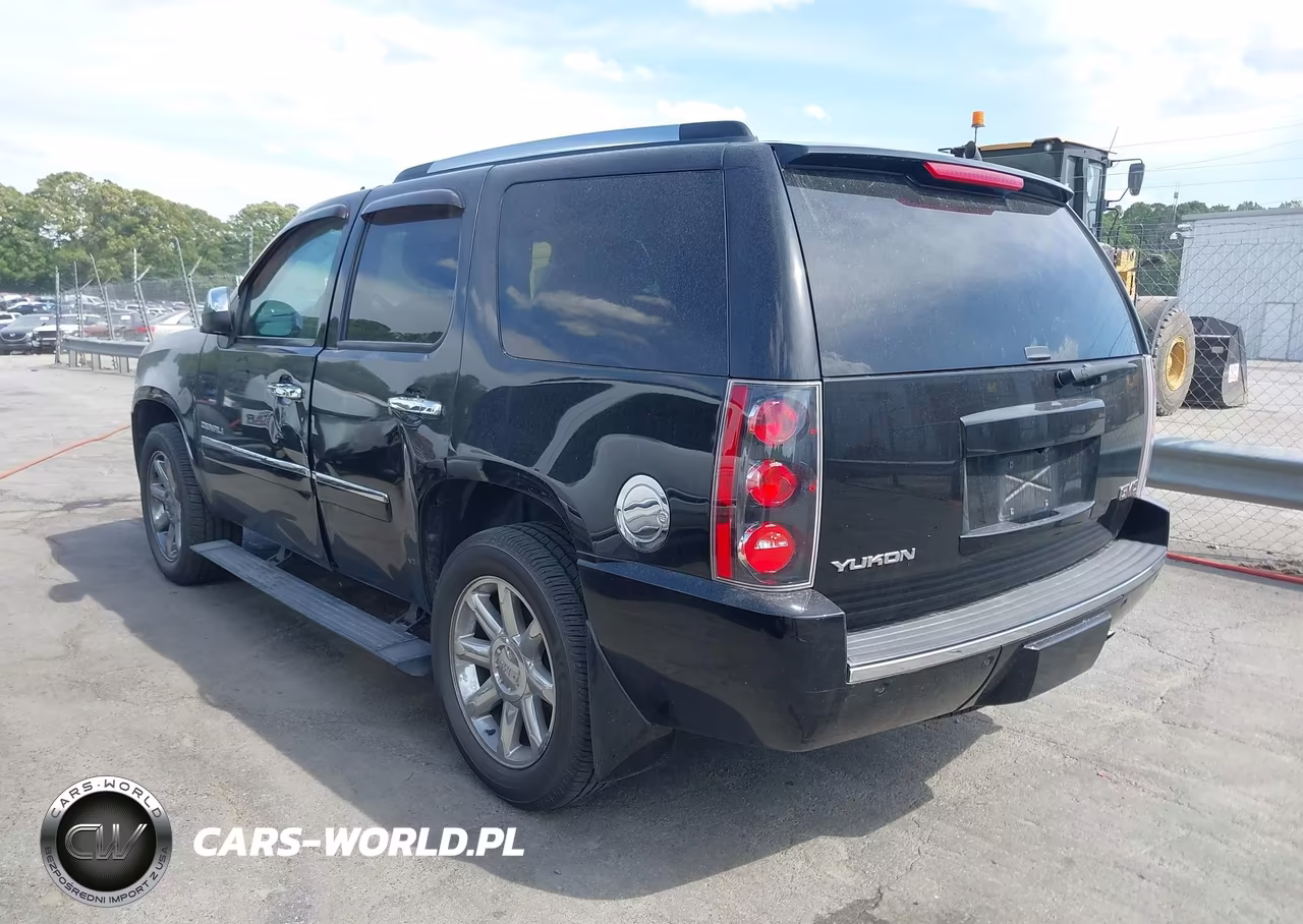 2013 GMC Yukon Denali VIN:1GKS2EEF1DR356220 - 3
