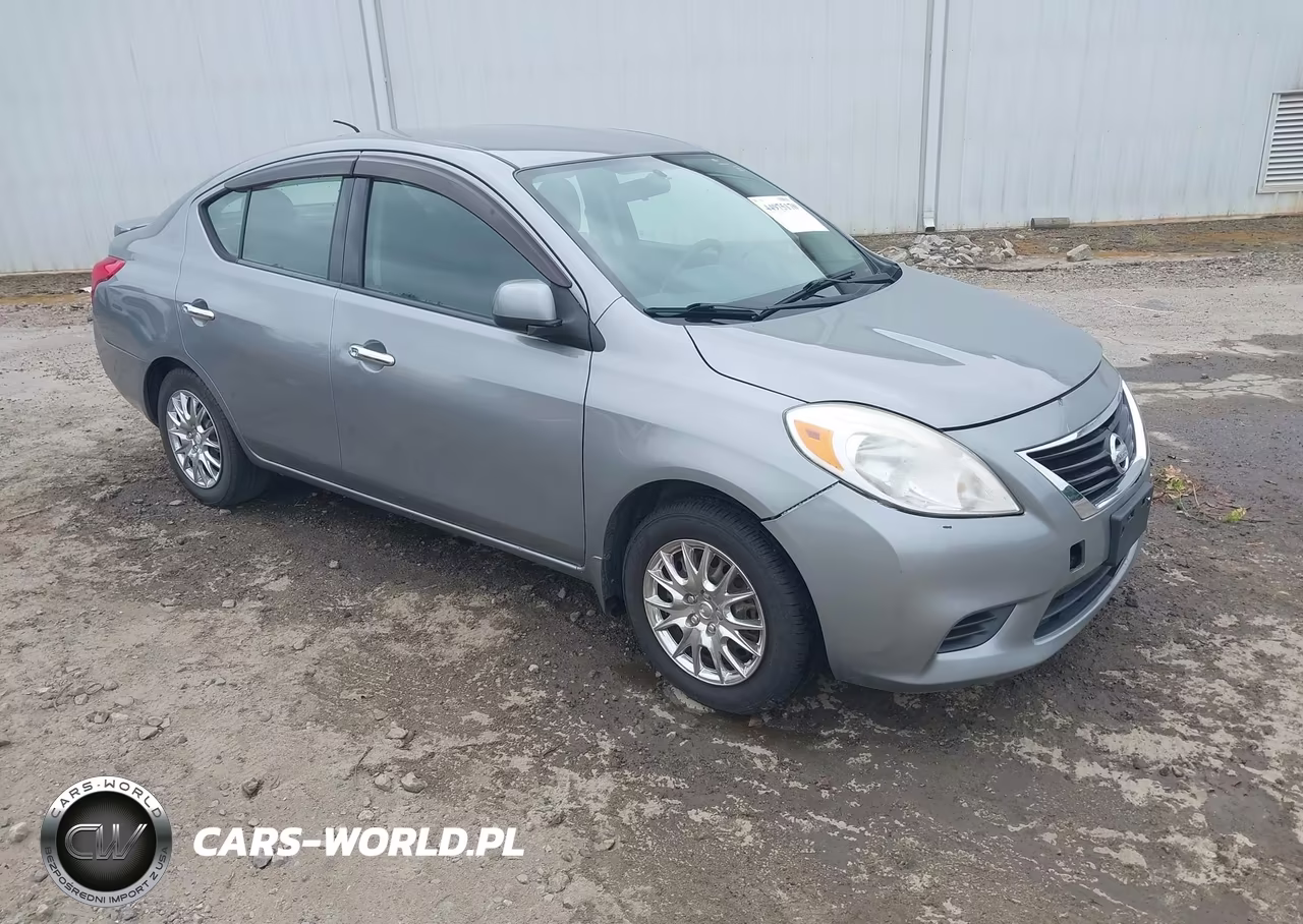 2014 Nissan Versa 1.6 Sv