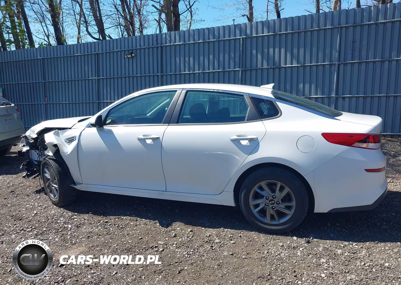 2019 Kia Optima Lx VIN:5XXGT4L31KG364819 - 14