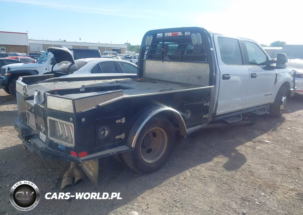 2018 Ford F-350 Xl VIN:1FT8W3CT4JEB64851 - 4