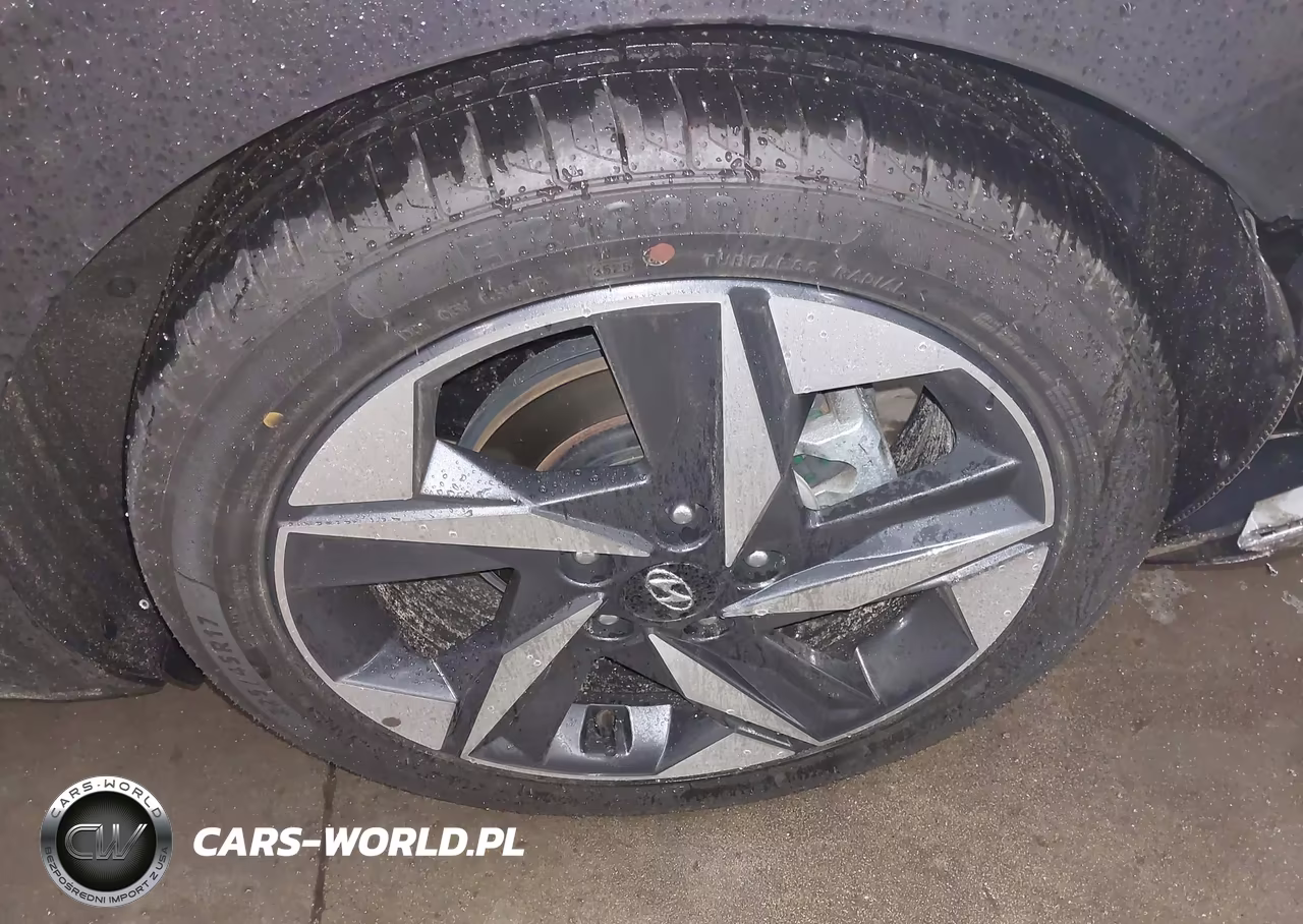 2023 Hyundai Elantra Limited VIN:5NPLP4AG8PH106074 - 12