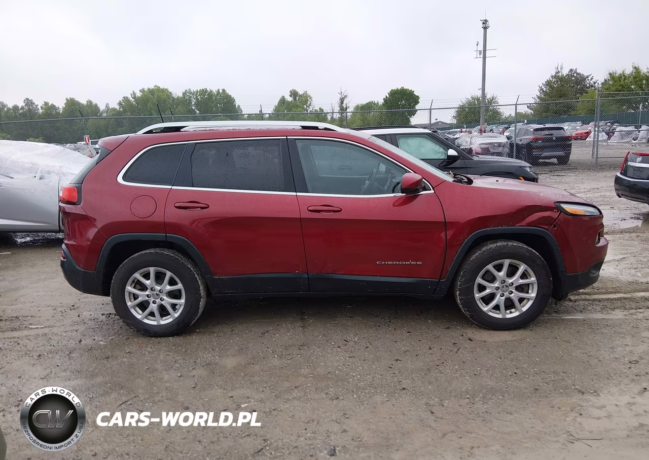 2016 Jeep Cherokee Latitude VIN:1C4PJMCS5GW338551 - 13