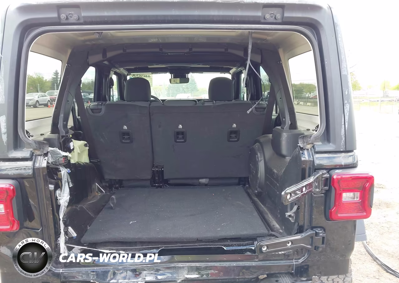 2024 Jeep Wrangler 4-Door Rubicon 4X4 VIN:1C4PJXFN6RW135128 - 6