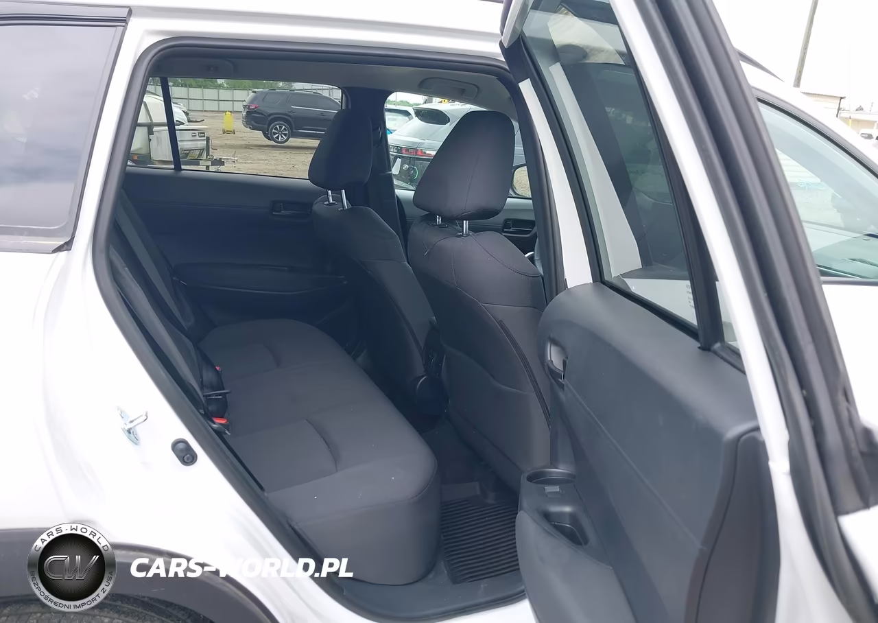 2026 Toyota Corolla Cross Le VIN:7MUCAAAG3TV179895 - 8