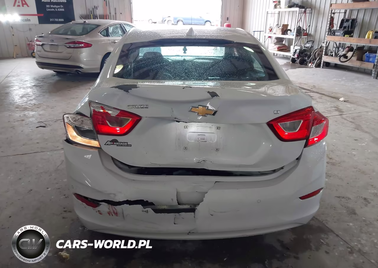 2017 Chevrolet Cruze Lt Auto VIN:1G1BE5SM7H7115892 - 16