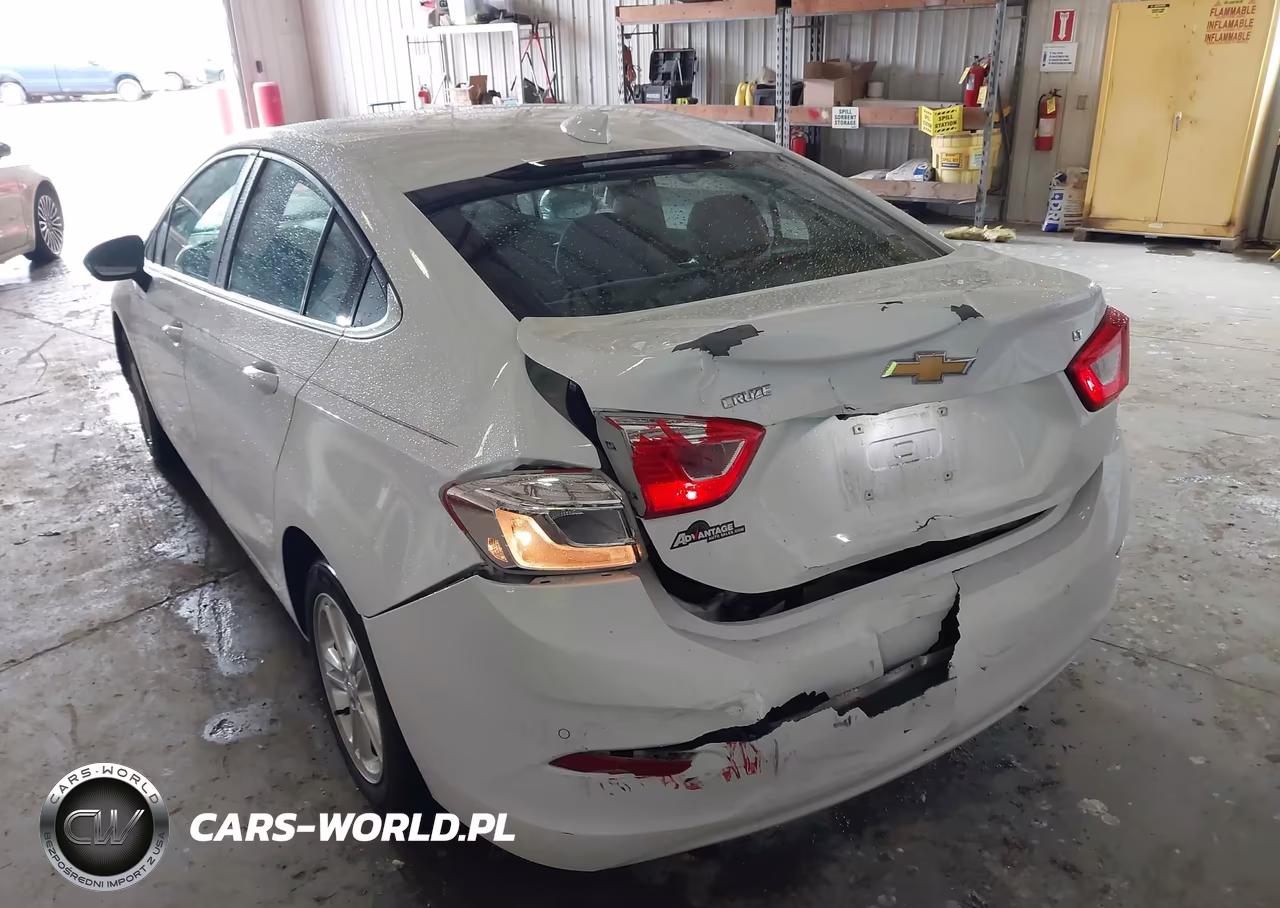 2017 Chevrolet Cruze Lt Auto VIN:1G1BE5SM7H7115892 - 3