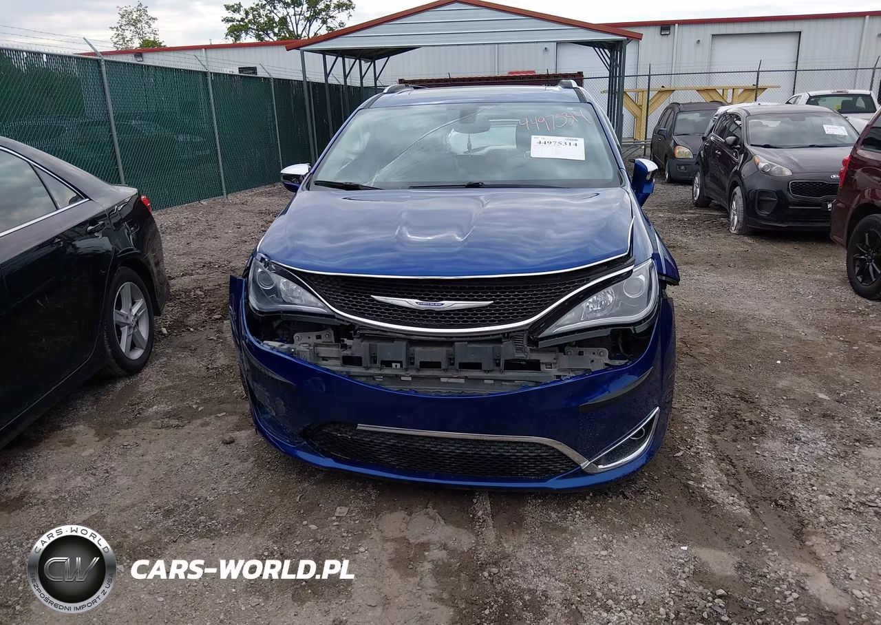 2020 Chrysler Pacifica Limited VIN:2C4RC1GG7LR184175 - 13