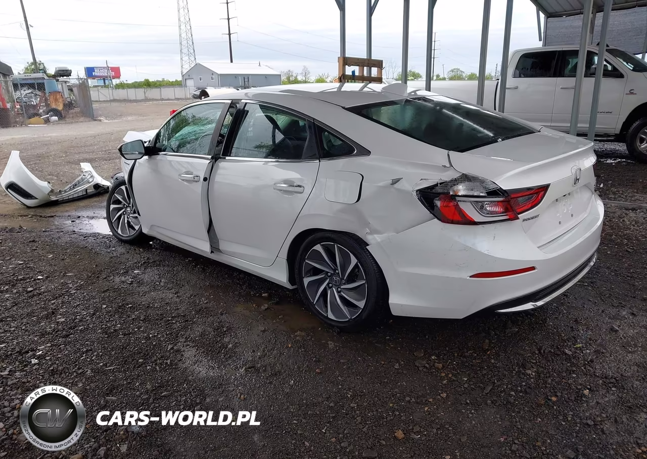 2019 Honda Insight Touring VIN:19XZE4F93KE002647 - 3