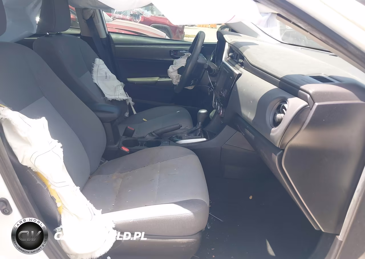 2017 Toyota Corolla L VIN:2T1BURHE3HC857349 - 5