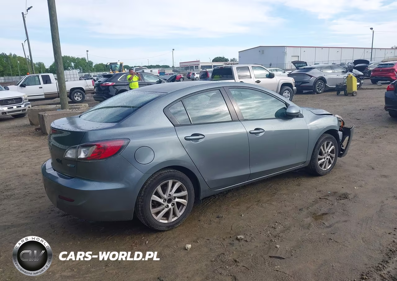 2012 Mazda Mazda3 I Touring VIN:JM1BL1V73C1664707 - 4