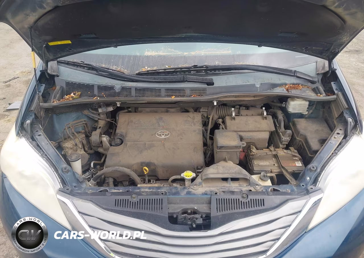 2012 Toyota Sienna Xle V6 8 Passenger VIN:5TDYK3DC4CS223680 - 10