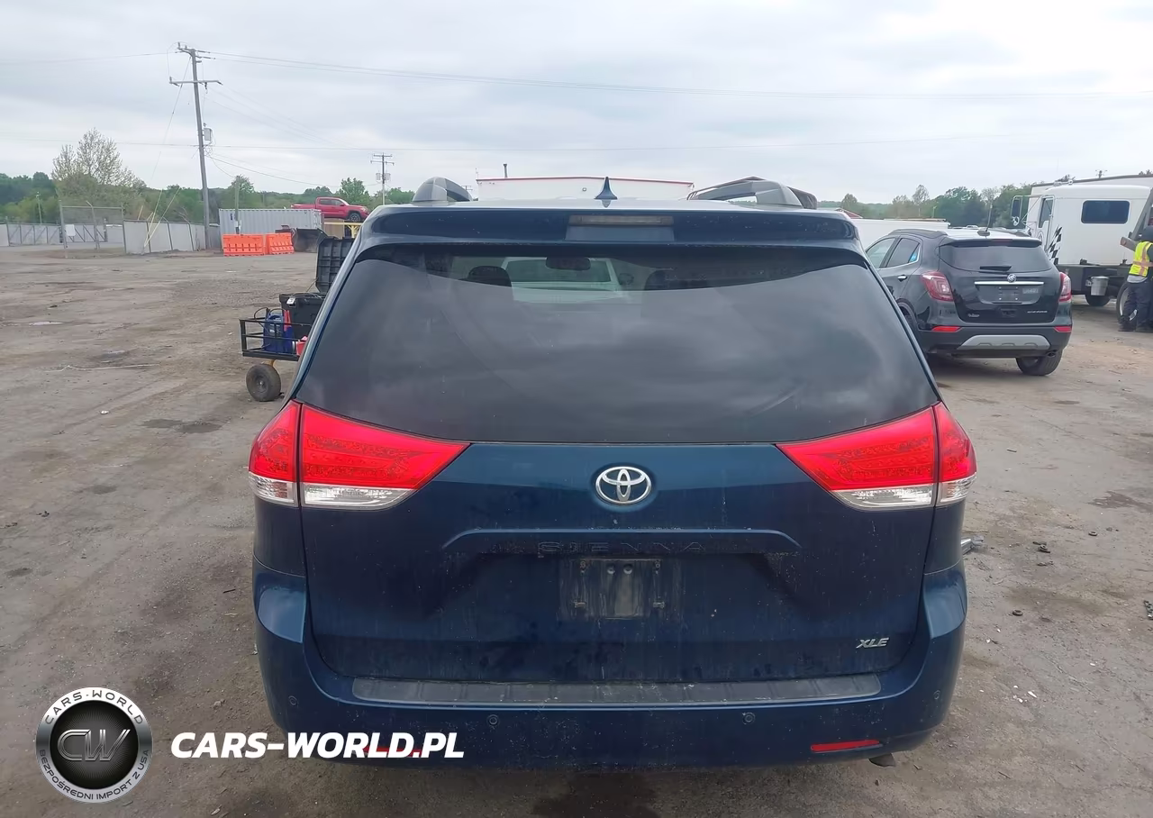 2012 Toyota Sienna Xle V6 8 Passenger VIN:5TDYK3DC4CS223680 - 16