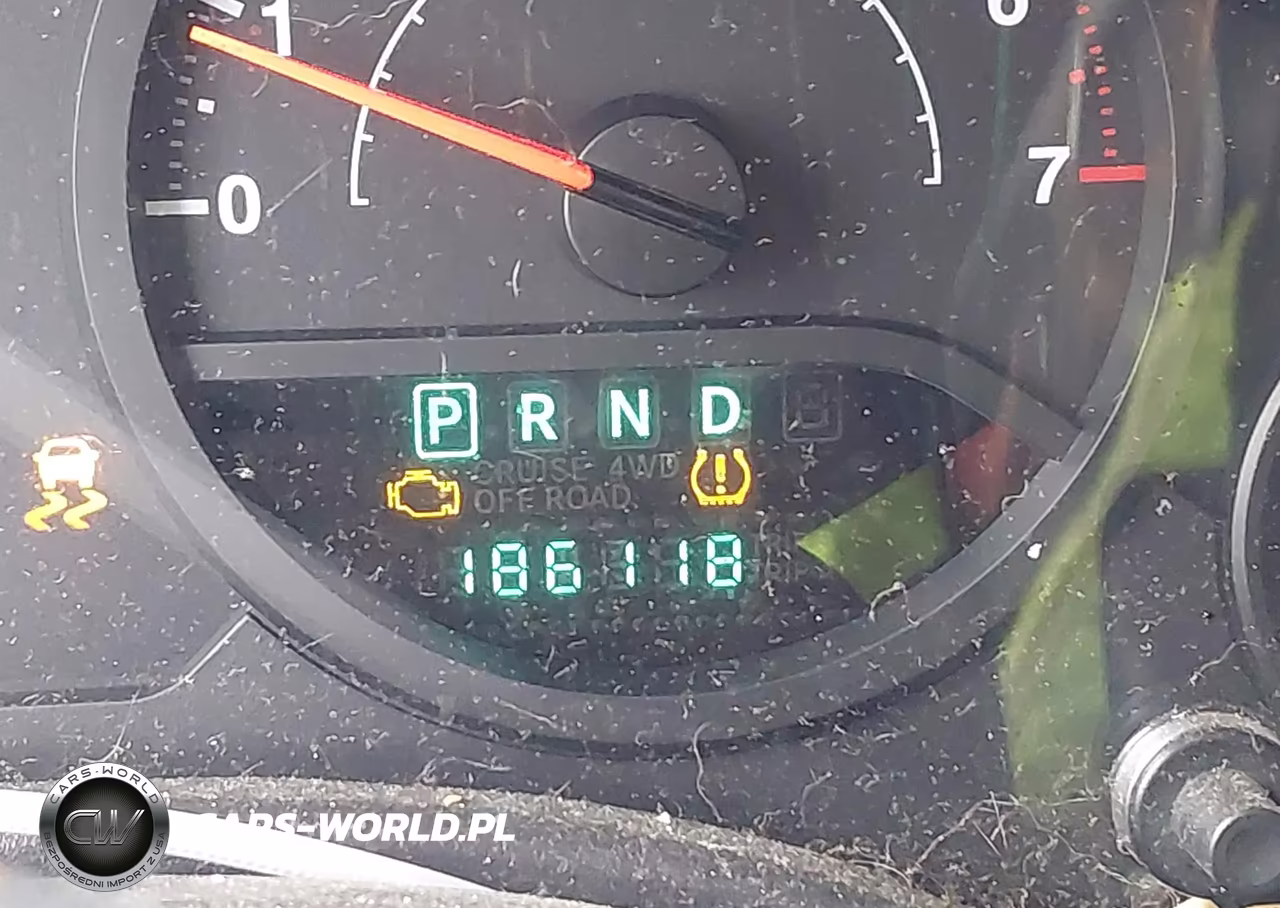 2008 Jeep Wrangler Unlimited X VIN:1J4GA39158L566281 - 15