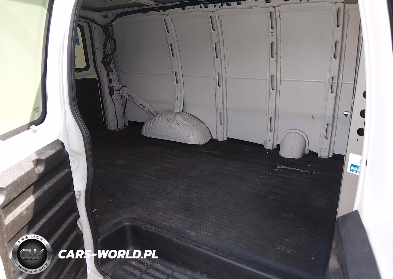 2006 Chevrolet Express Work Van VIN:1GCFG15XX61175134 - 8