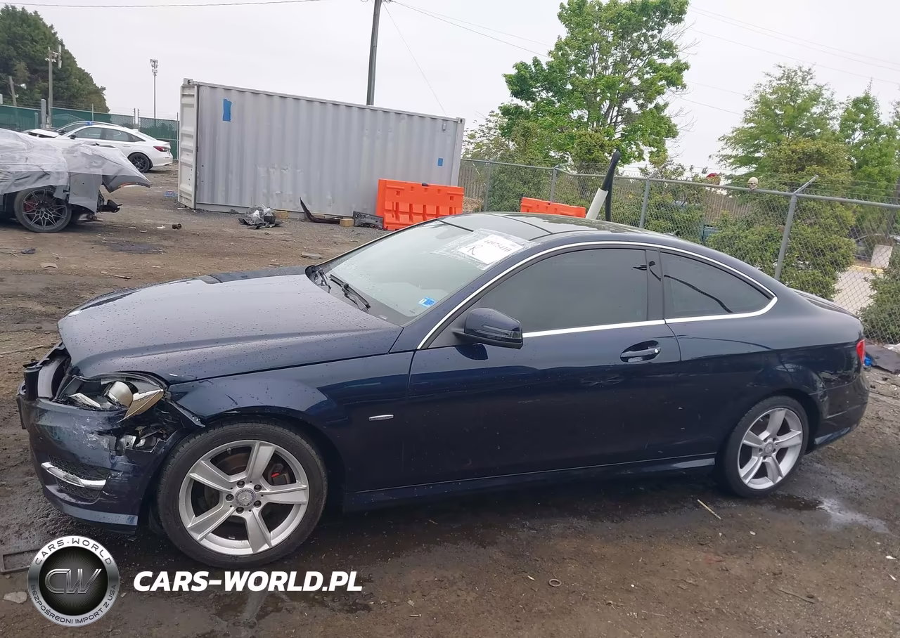 2012 Mercedes-Benz C 250 VIN:WDDGJ4HB6CF876541 - 15