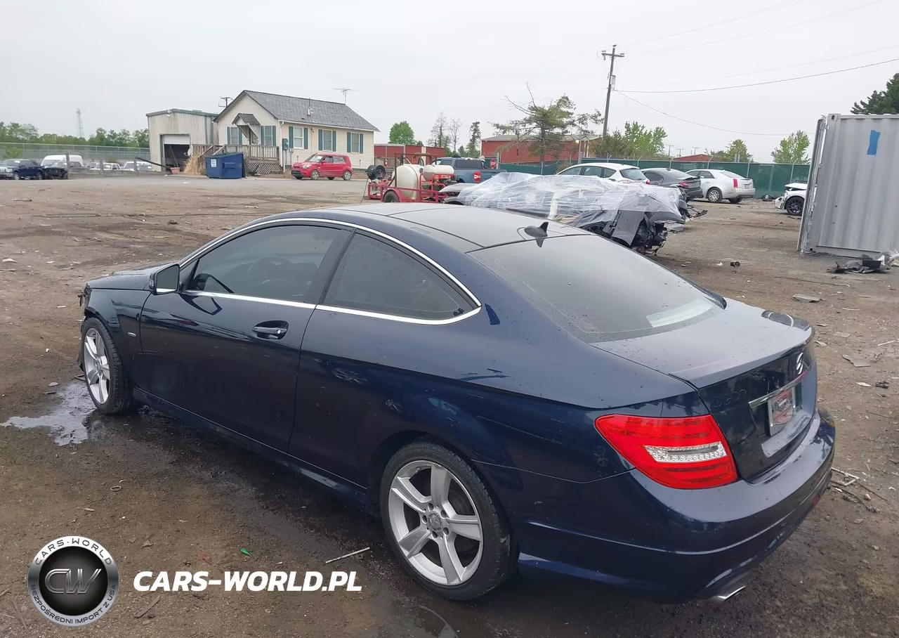 2012 Mercedes-Benz C 250 VIN:WDDGJ4HB6CF876541 - 3