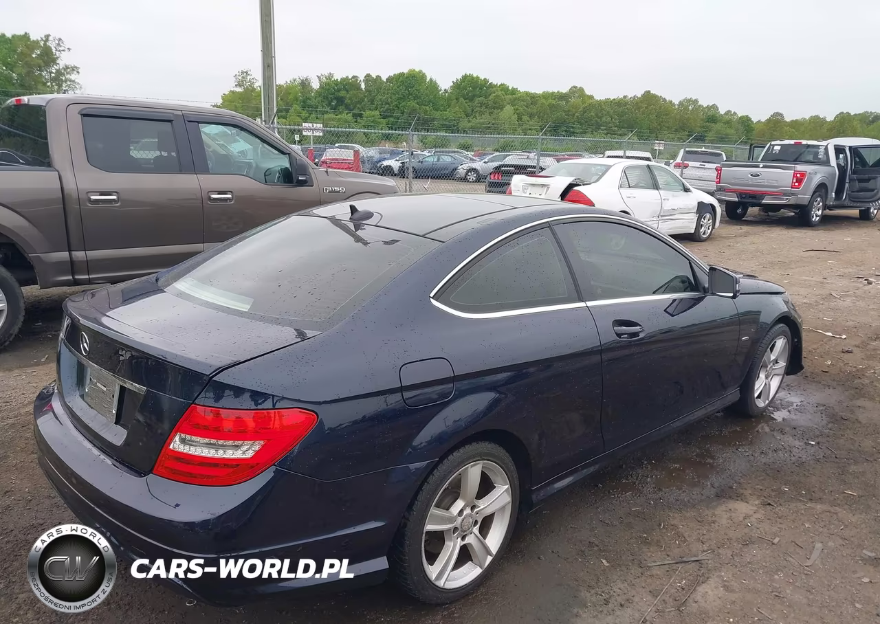2012 Mercedes-Benz C 250 VIN:WDDGJ4HB6CF876541 - 4