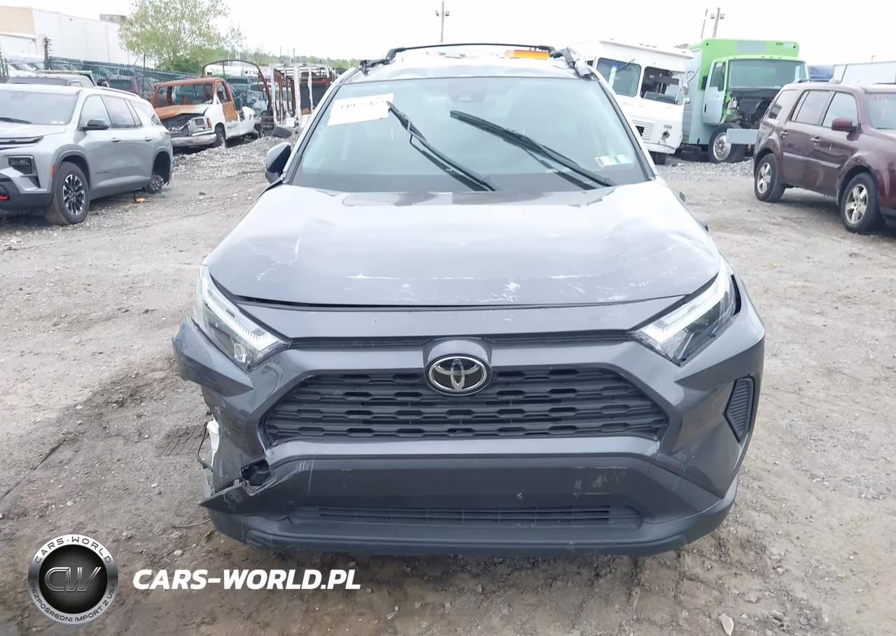 2025 Toyota Rav4 Hybrid Xle VIN:JTMRWRFV9SJ090016 - 11