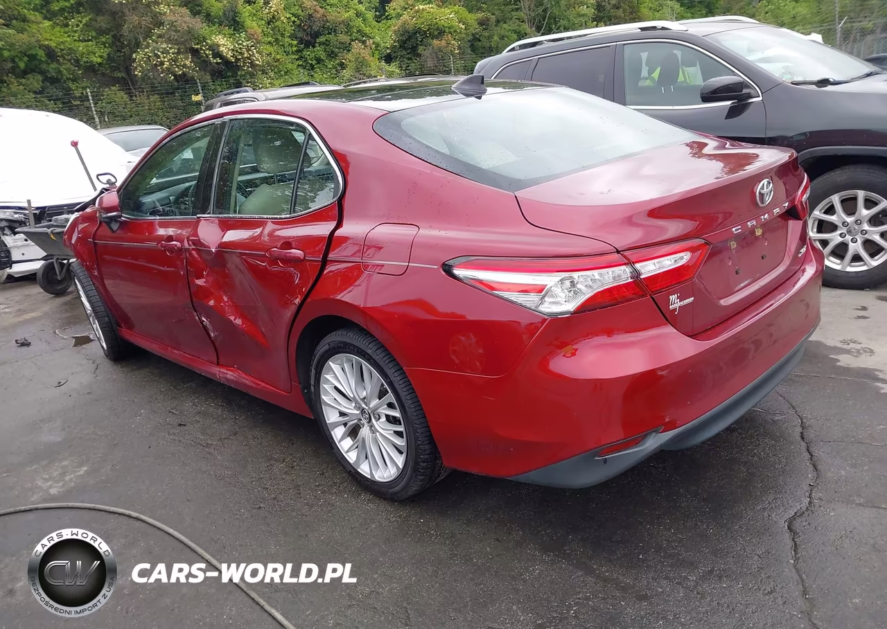2019 Toyota Camry Xle VIN:4T1B11HK8KU753171 - 3
