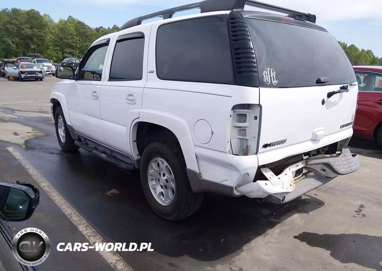 2005 Chevrolet Tahoe Z71 VIN:1GNEC13T85R276851 - 3