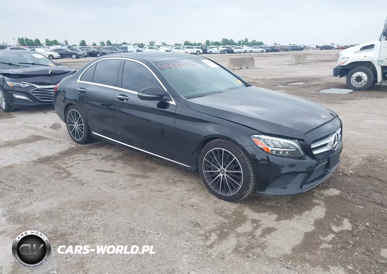 2019 Mercedes-Benz C 300 – zdjęcie 1 z 16