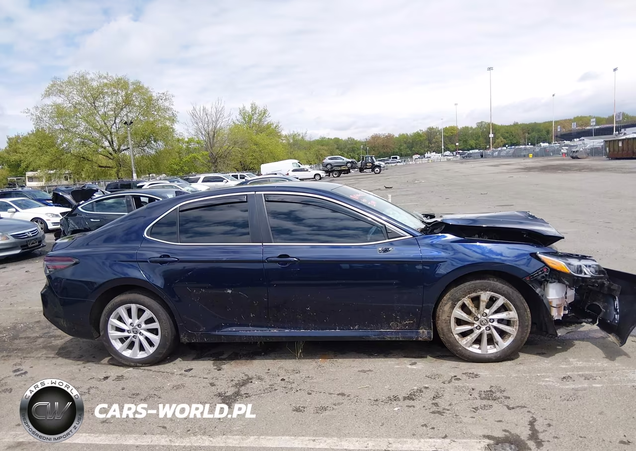 2021 Toyota Camry Le VIN:4T1R11AK9MU454042 - 13
