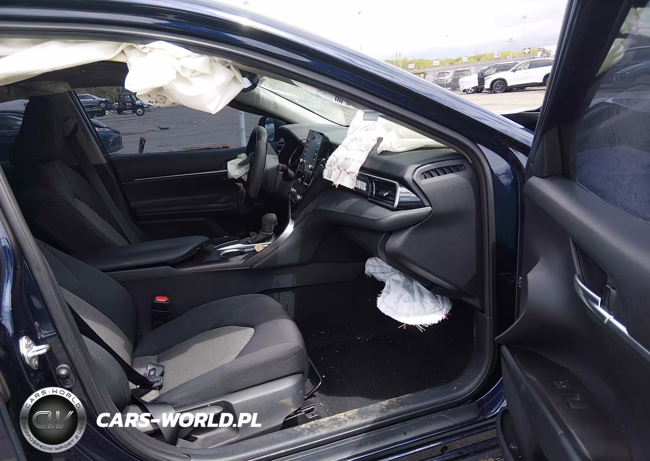 2021 Toyota Camry Le VIN:4T1R11AK9MU454042 - 5