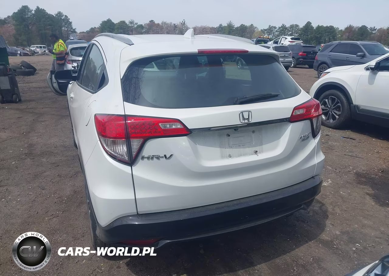 2019 Honda Hr-V Sport VIN:3CZRU6H10KM740427 - 16