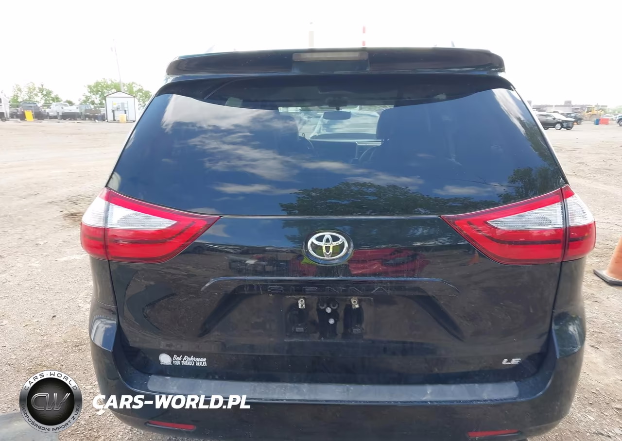 2015 Toyota Sienna Le 8 Passenger VIN:5TDKK3DC7FS537592 - 16