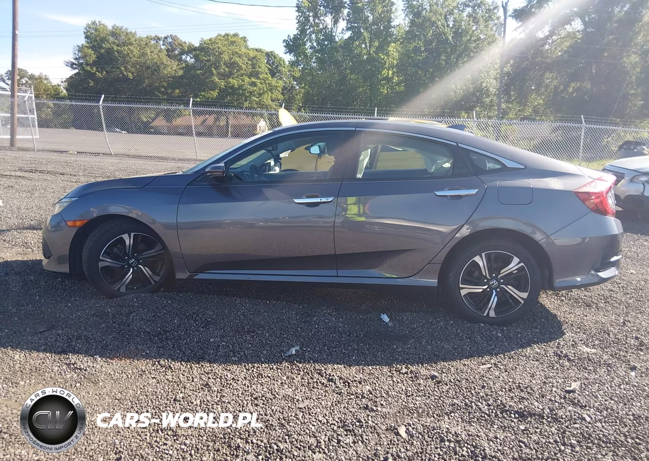 2017 Honda Civic Touring VIN:2HGFC1F95HH649184 - 14
