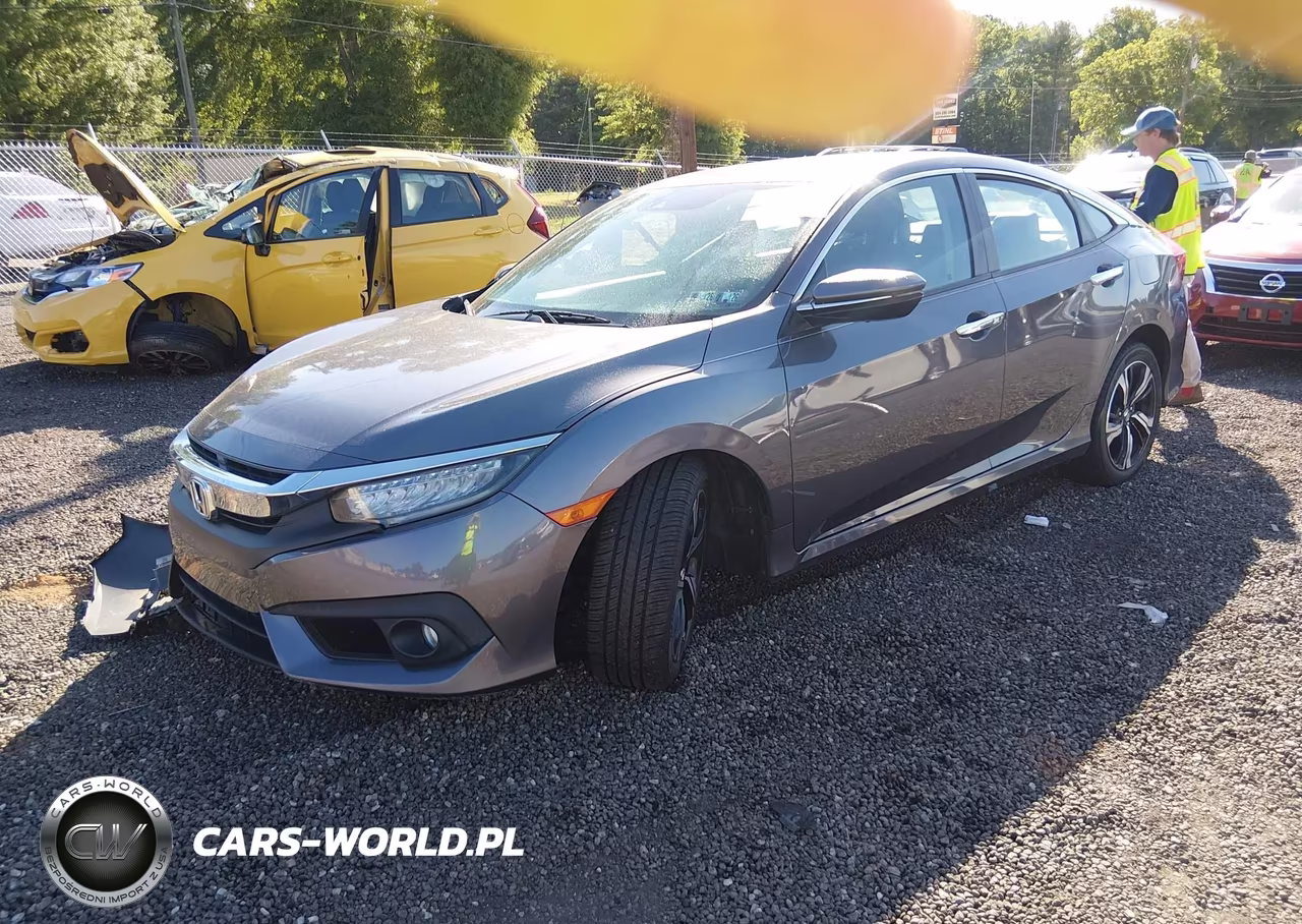 2017 Honda Civic Touring VIN:2HGFC1F95HH649184 - 2