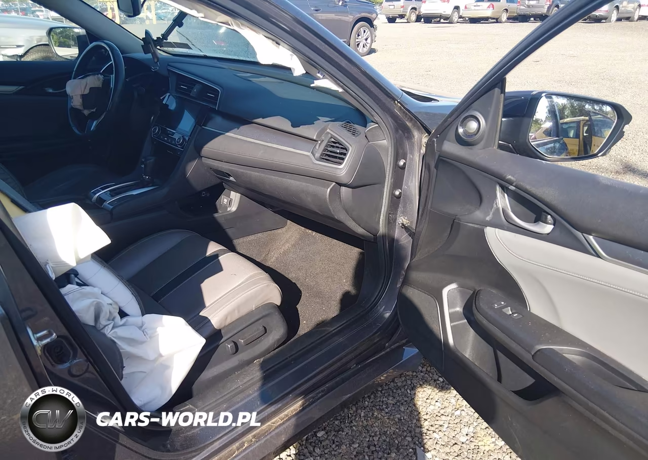2017 Honda Civic Touring VIN:2HGFC1F95HH649184 - 5