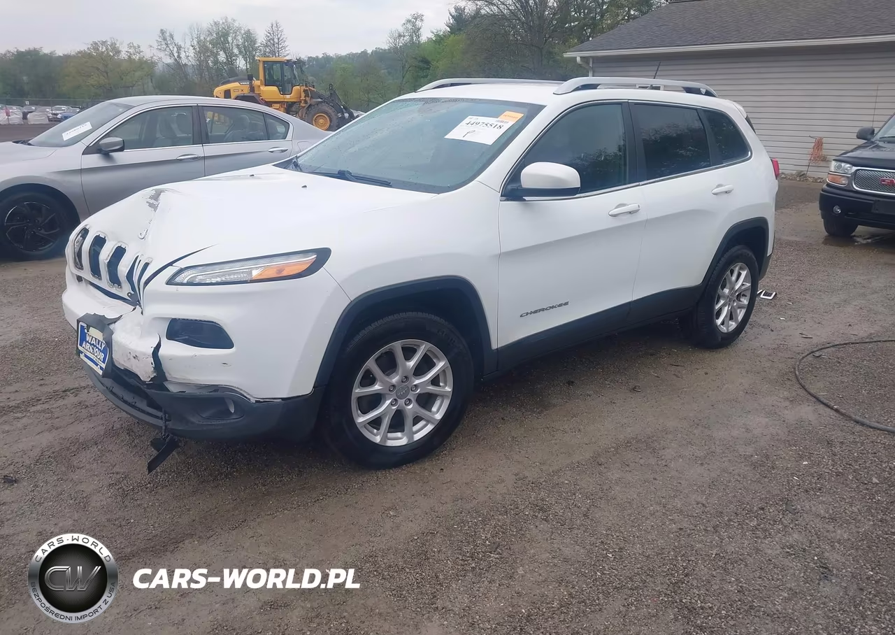2015 Jeep Cherokee Latitude VIN:1C4PJMCB0FW515201 - 2