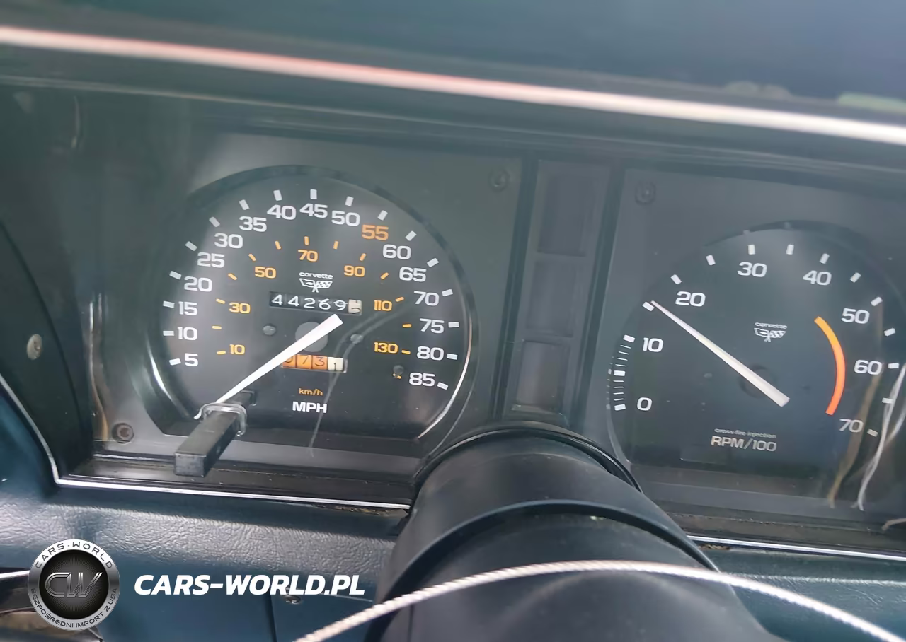 1982 Chevrolet Corvette VIN:1G1AY8786C5115385 - 7