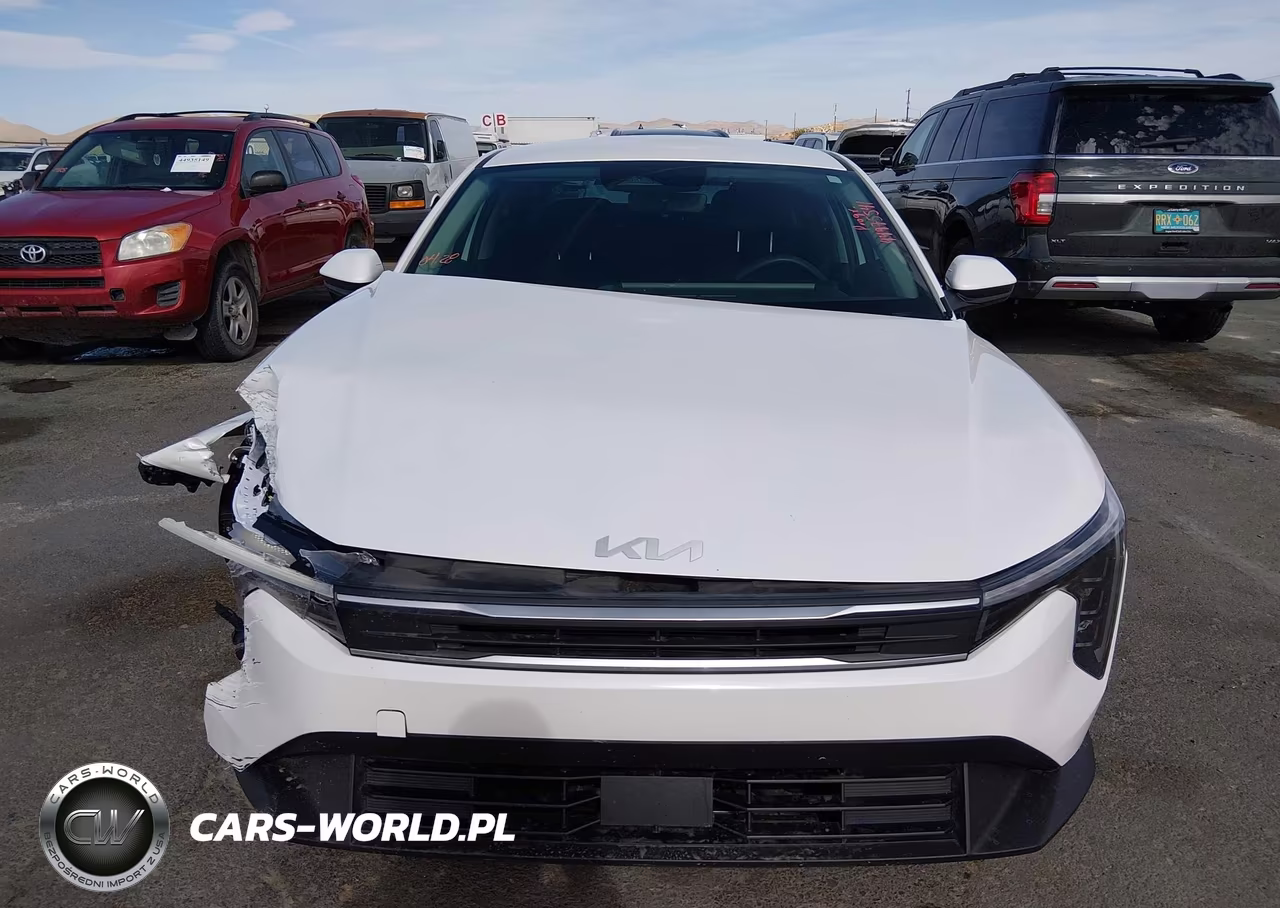 2025 Kia K4 Lxs VIN:3KPFT4DE7SE197466 - 12