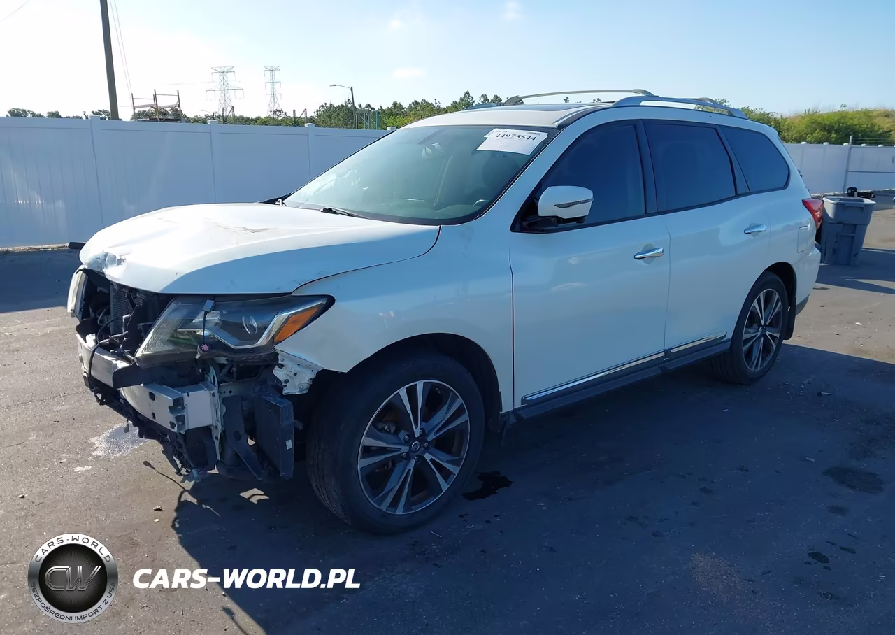 2017 Nissan Pathfinder Platinum VIN:5N1DR2MN2HC682345 - 2