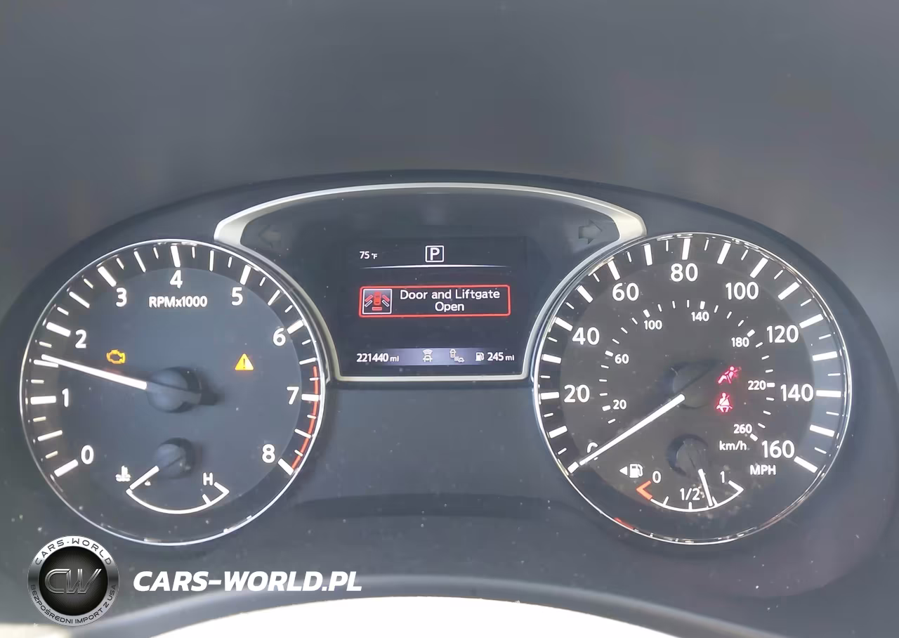 2017 Nissan Pathfinder Platinum VIN:5N1DR2MN2HC682345 - 7