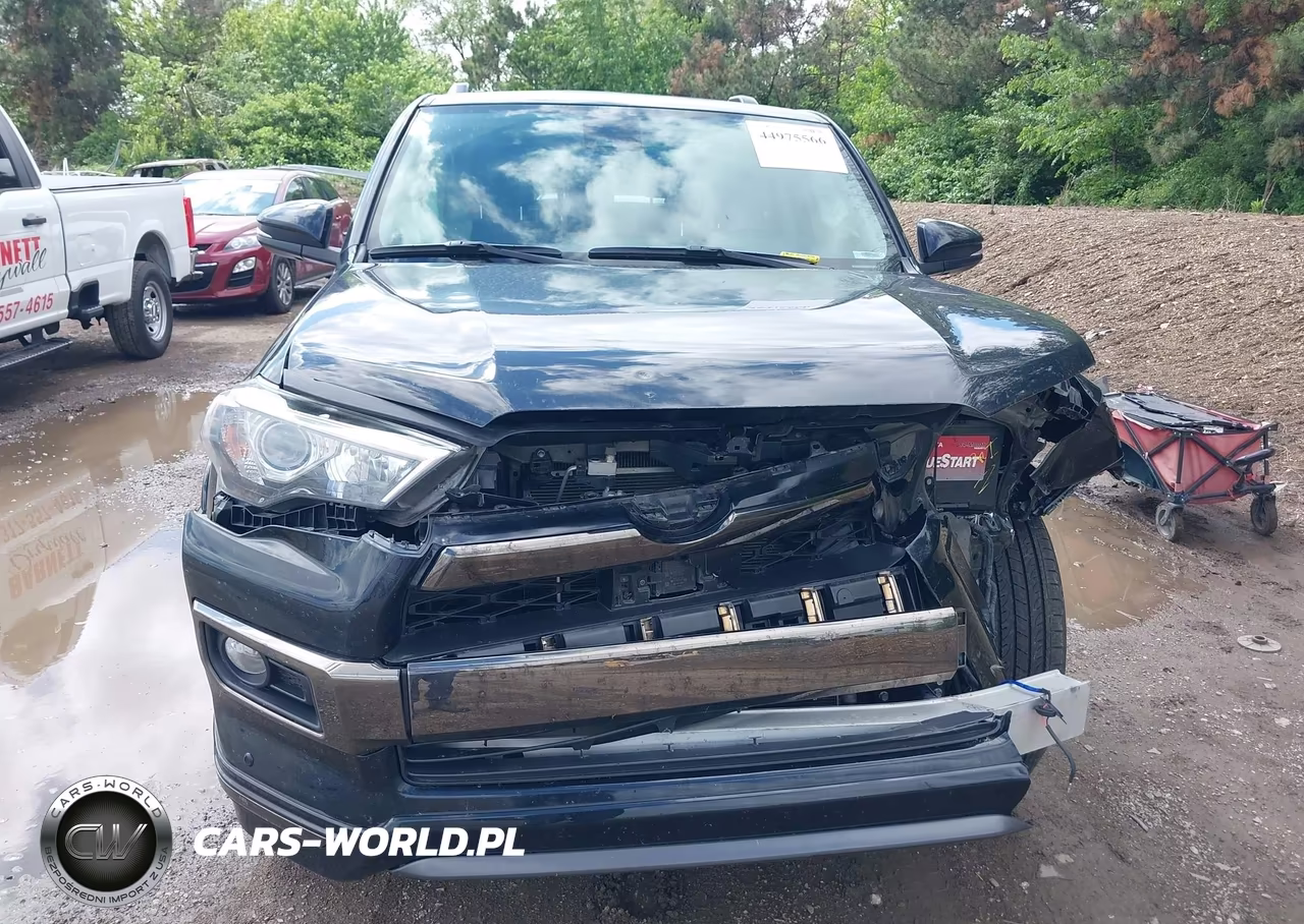 2020 Toyota 4Runner Nightshade Special Edition VIN:JTEBU5JR4L5739690 - 11