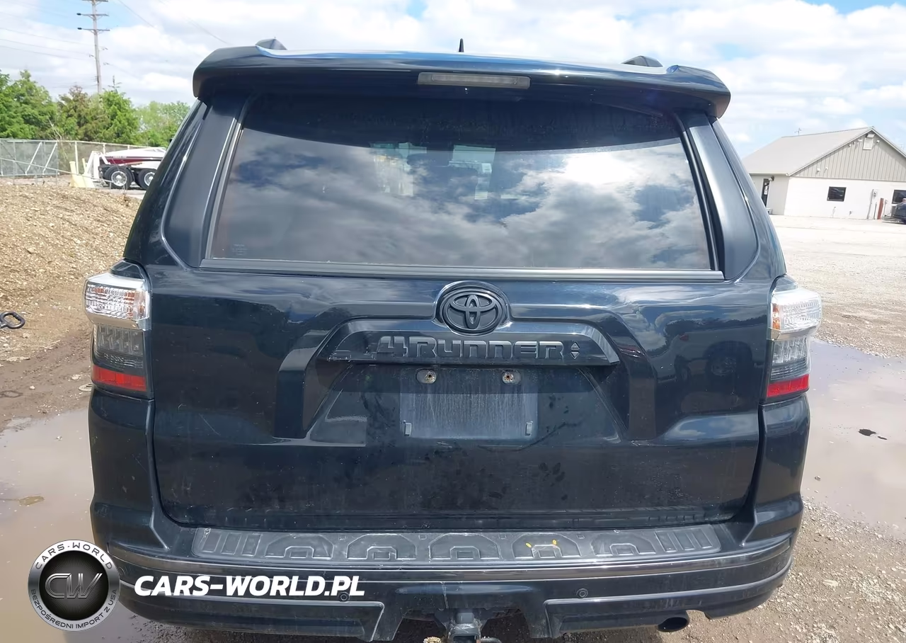 2020 Toyota 4Runner Nightshade Special Edition VIN:JTEBU5JR4L5739690 - 15