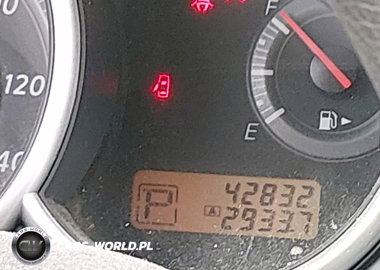 2010 Nissan Versa 1.6 VIN:3N1CC1AP0AL414635 - 16
