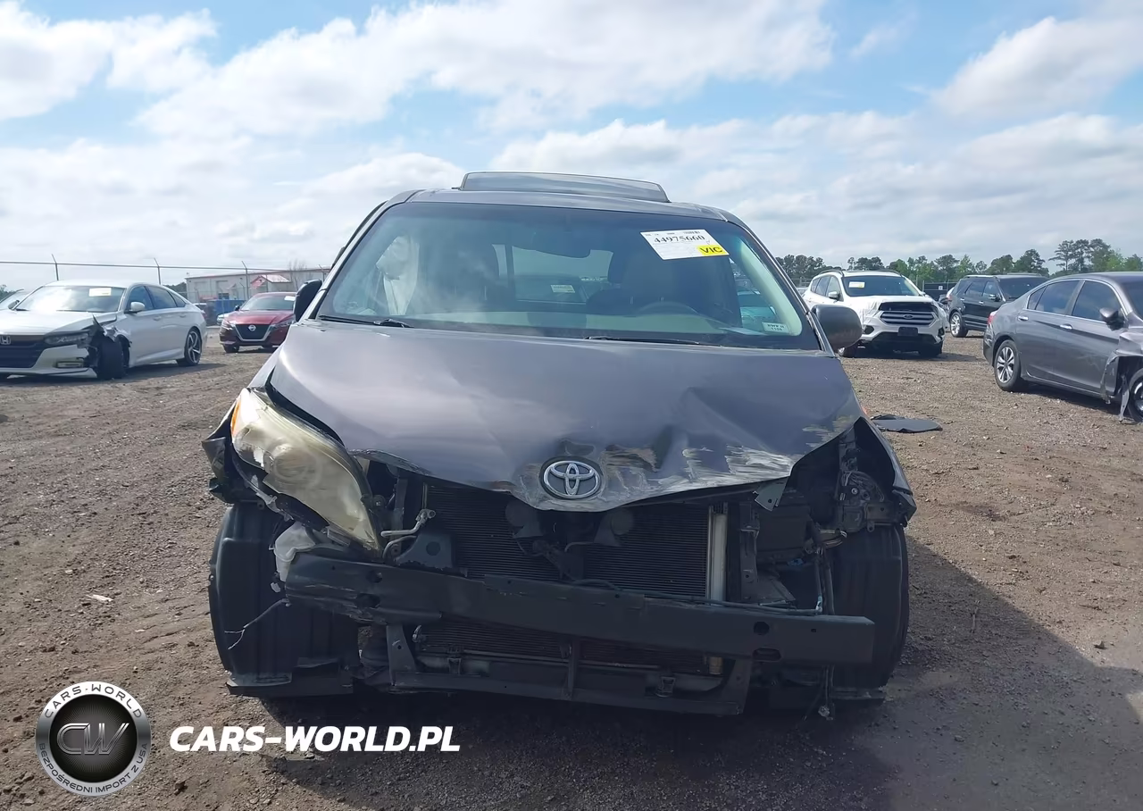 2012 Toyota Sienna Xle 7 Passenger VIN:5TDDK3DC8CS035890 - 12