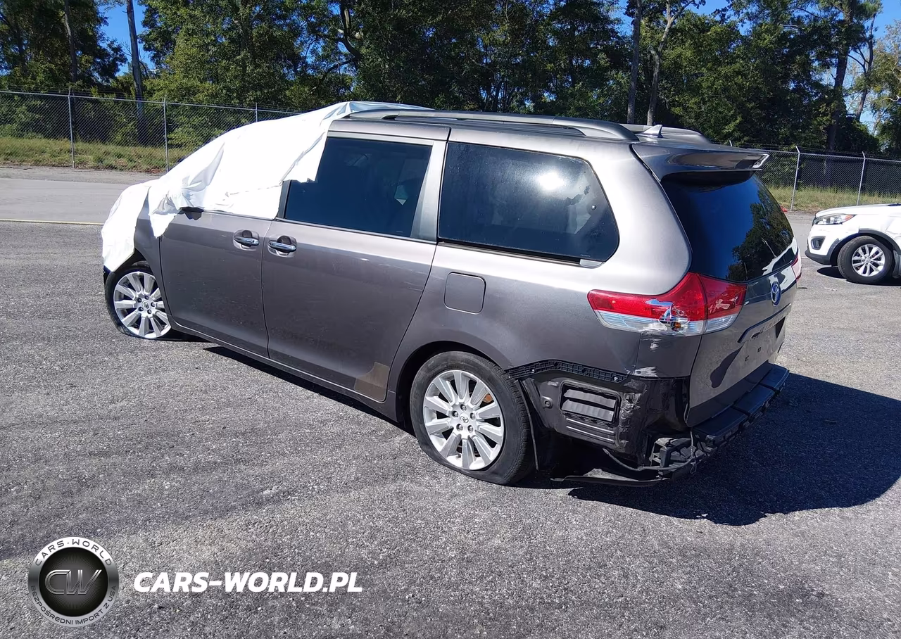 2012 Toyota Sienna Xle 7 Passenger VIN:5TDDK3DC8CS035890 - 3