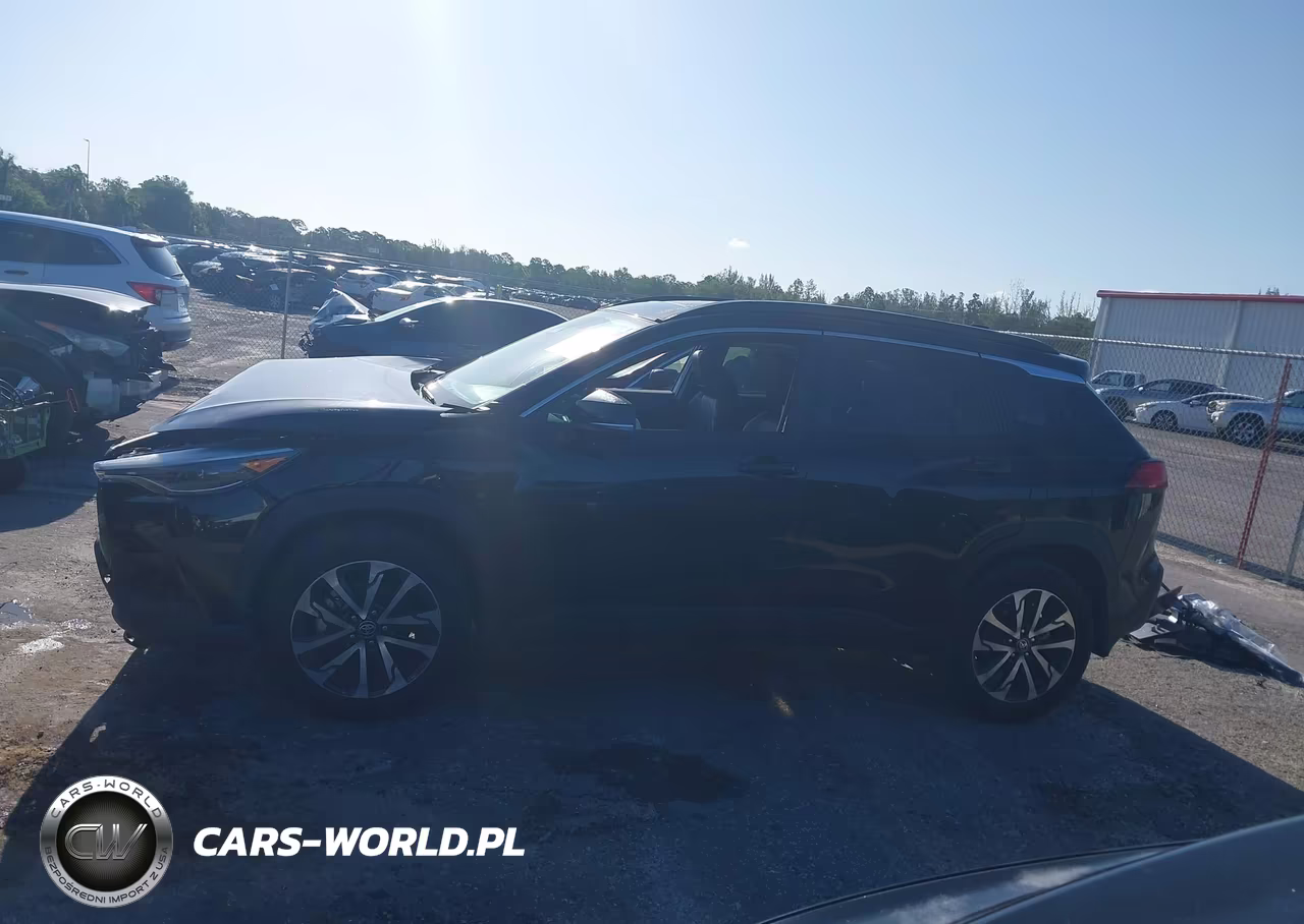 2024 Toyota Corolla Cross Xle VIN:7MUDAAAG1RV084832 - 14