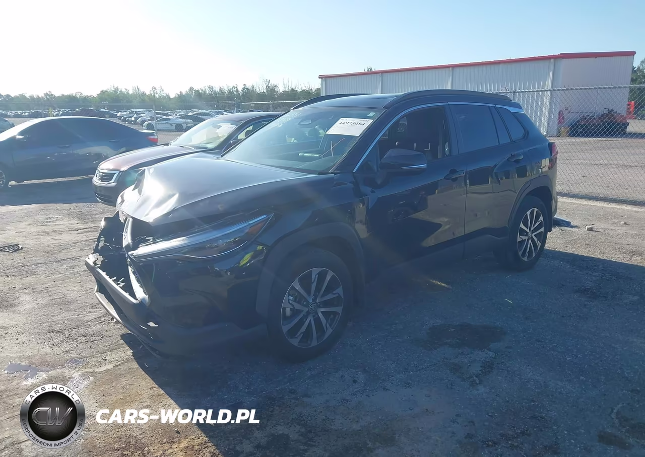 2024 Toyota Corolla Cross Xle VIN:7MUDAAAG1RV084832 - 2