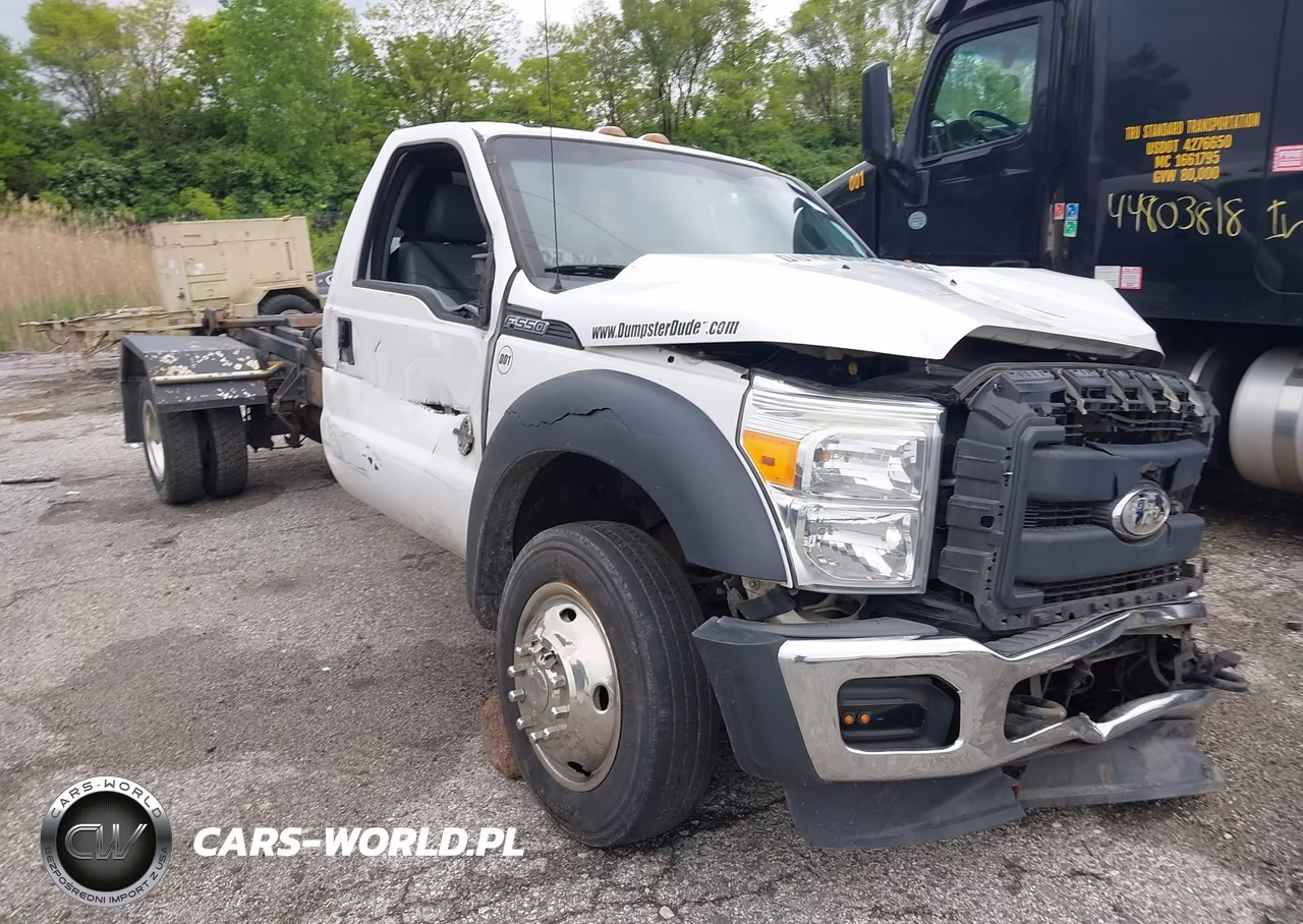 2015 Ford F-550 Chassis Xl
