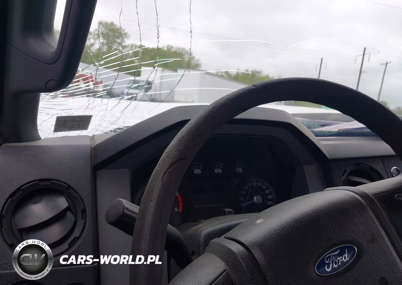 2015 Ford F-550 Chassis Xl VIN:1FDUF5HT9FED18153 - 5