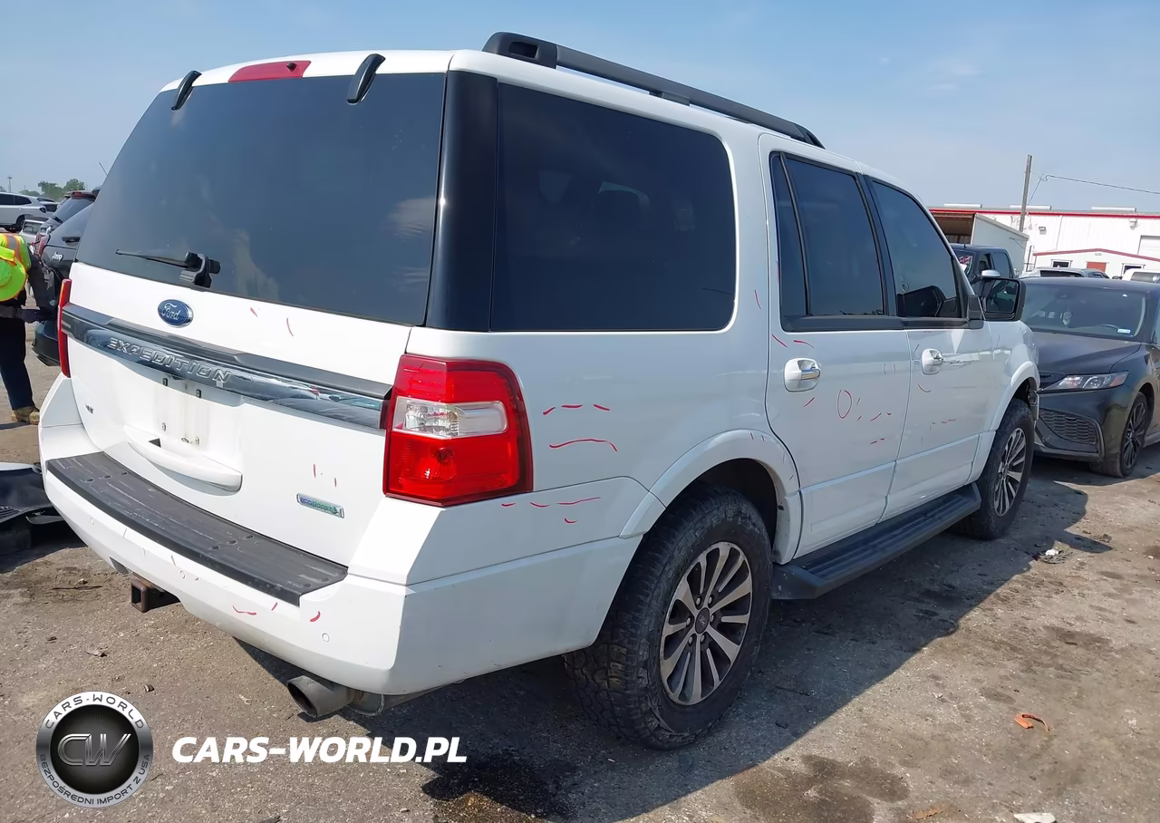 2017 Ford Expedition Xlt VIN:1FMJU1HT3HEA69336 - 4