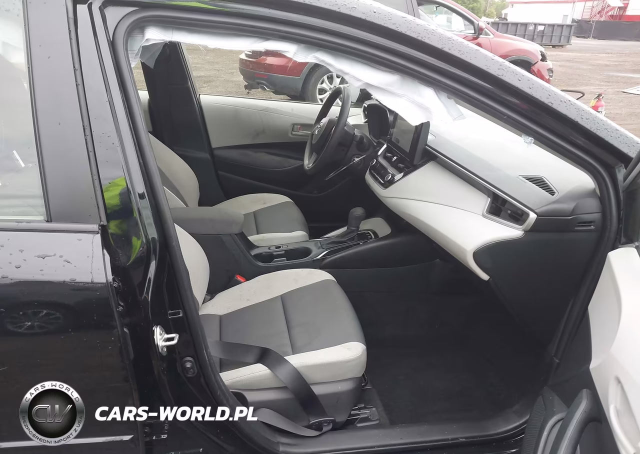 2025 Toyota Corolla Hybrid Le VIN:JTDBCMFE0S3100353 - 5