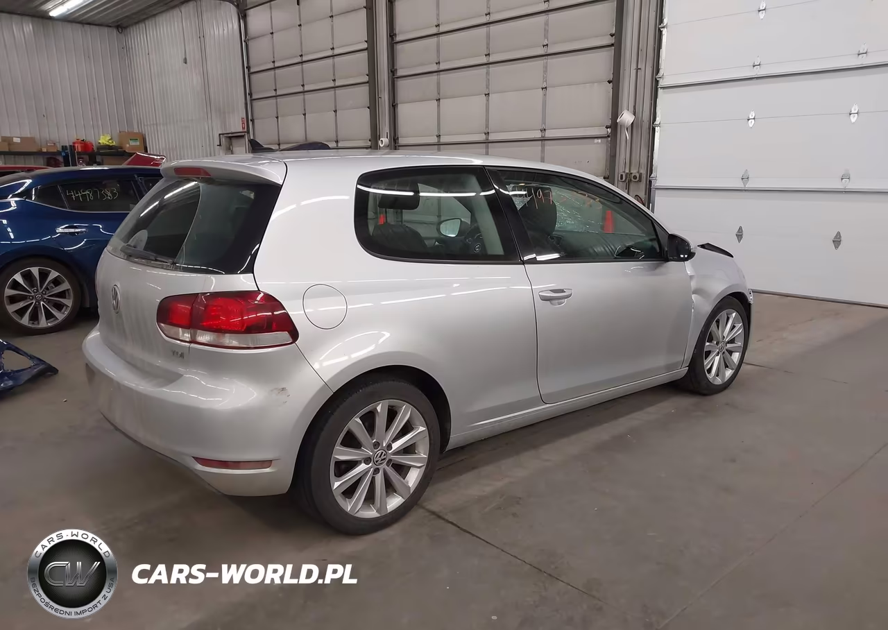 2012 Volkswagen Golf Tdi 2-Door VIN:WVWBM7AJ7CW204731 - 4
